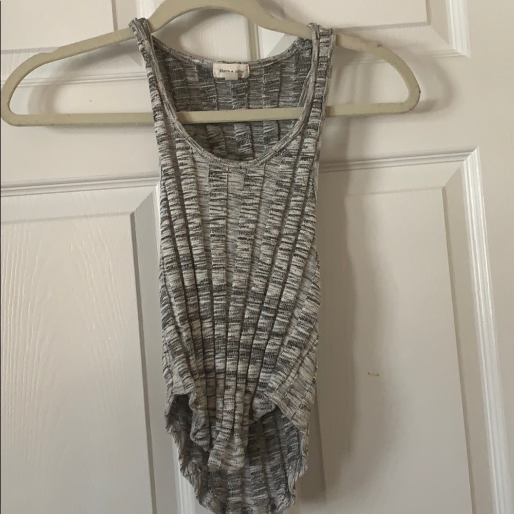 Grey tight crop